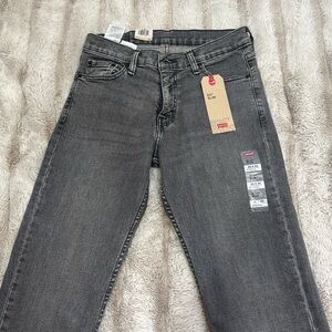 BRAND NEW WITH TAGS LEVIS 511 Slim 30 x 32 men’s jeans